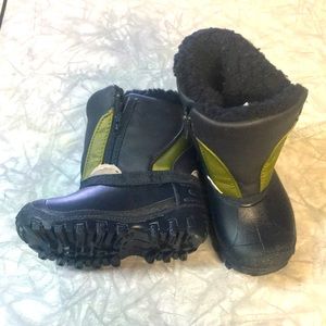 Size 6 Baby Snow Boots